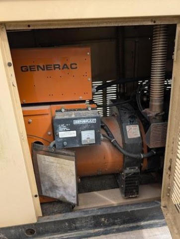 35KW Generac 99-A07732-S Nat Gas LP Generator 1PH '99 TESTED